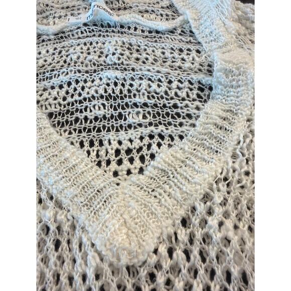 maurices One Size  White crocheted swimsuit beach coverup - Picture 3 of 8